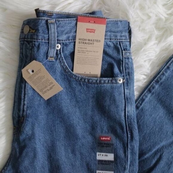 NWT Levis Dark Blue Wash High Rise Straight Leg Cropped Jeans Size 27 - Picture 6 of 11
